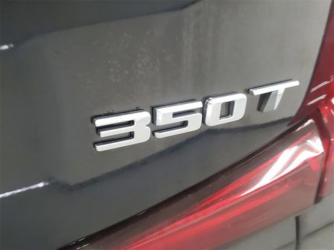 Used 2020 Cadillac XT4 Premium Luxury w/ Cold Weather Package image 29