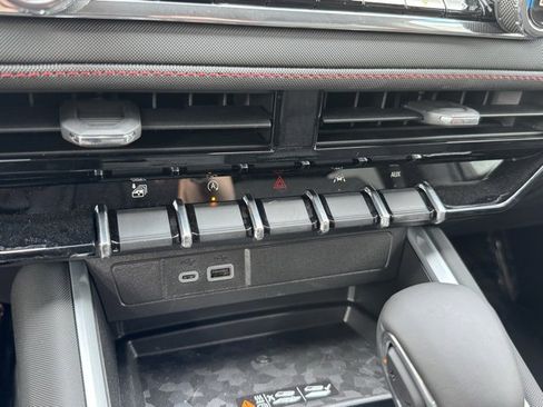 New 2026 Chevrolet Colorado Z71 image 11