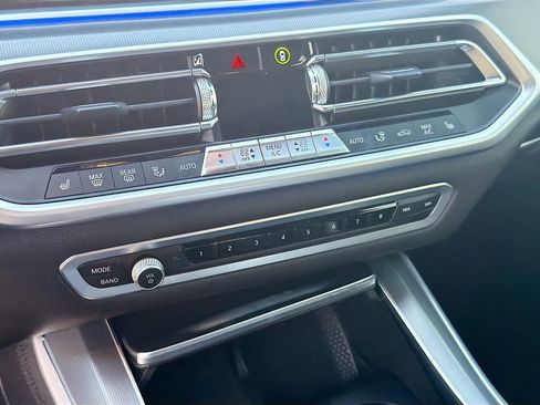 Used 2022 BMW X5 sDrive40i image 32