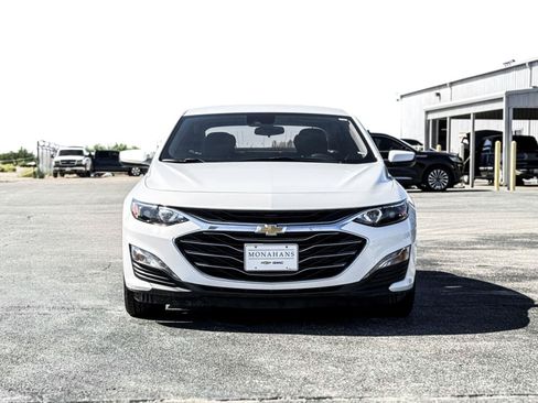 Used 2024 Chevrolet Malibu LT FWD image 3