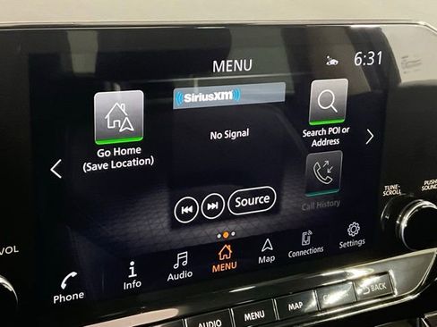 Used 2023 Nissan Pathfinder Platinum FWD image 9