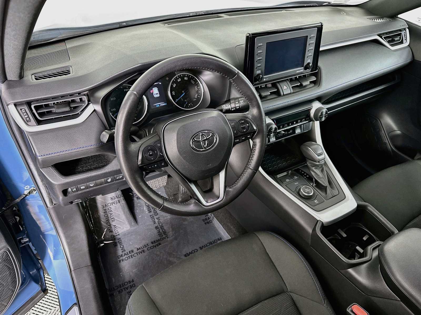 Used 2022 Toyota RAV4 SE w/ Convenience Package AWD/4WD image 9