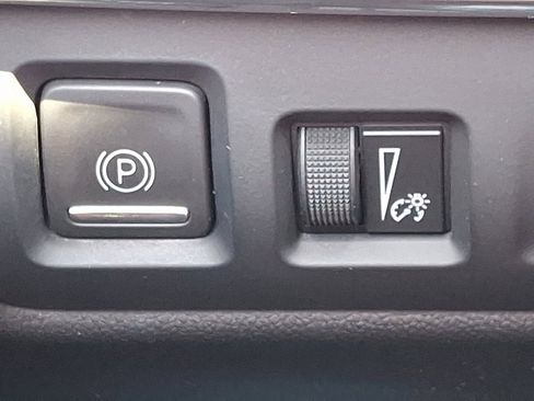 Used 2020 Cadillac XT4 Sport image 25