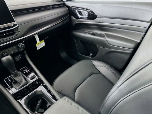 New 2026 Jeep Compass Limited image 29