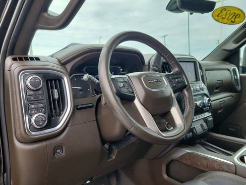 Used 2023 GMC Sierra 2500 Denali w/ Denali Ultimate Package AWD/4WD image 23