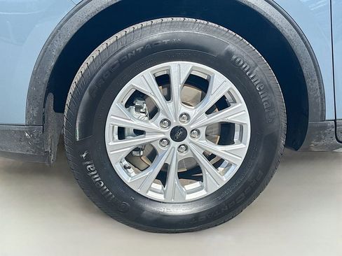 Used 2025 Ford Escape Active AWD/4WD image 28