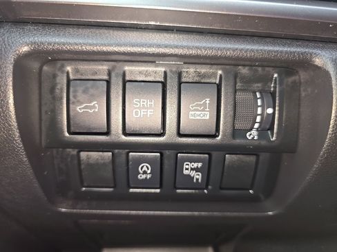 Used 2023 Subaru Forester Premium image 10