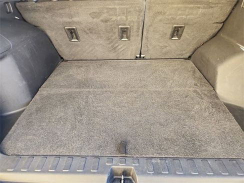 Used 2022 Chevrolet Equinox LT image 25