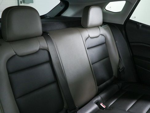 Used 2025 Chevrolet Trax ACTIV w/ Driver Confidence Package FWD image 27