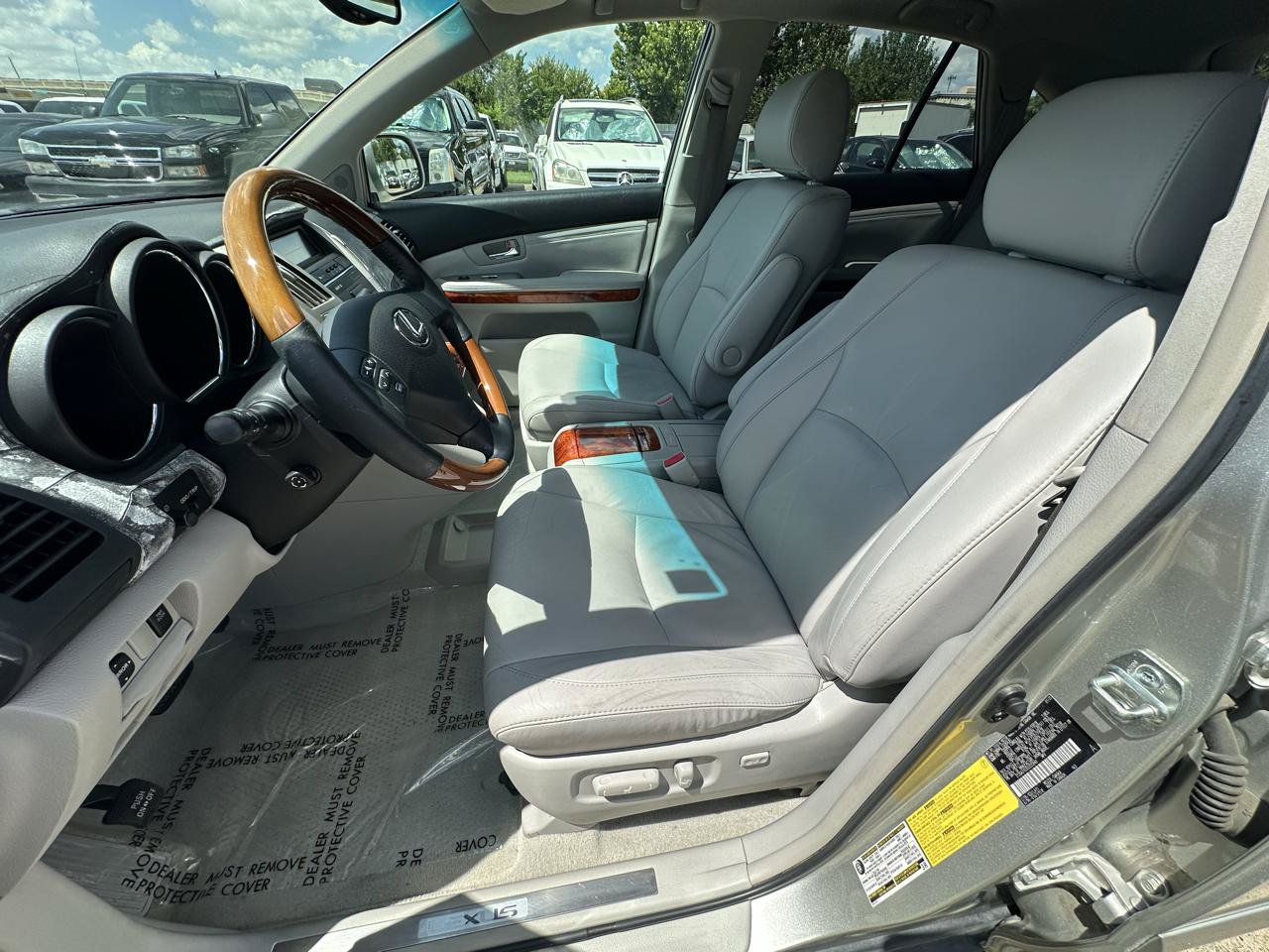 Used 2005 Lexus RX 330 w/ Premium Pkg FWD image 20