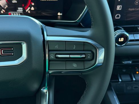 New 2026 GMC Canyon Elevation w/ Convenience Package image 16