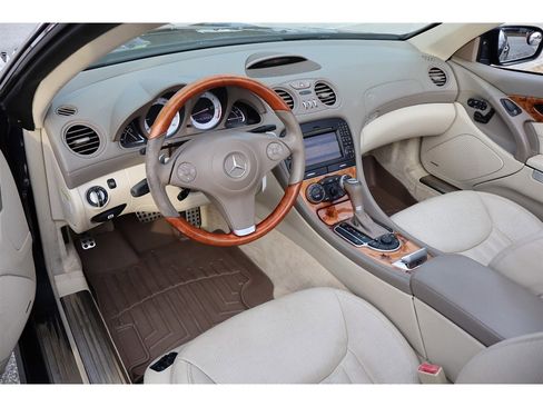 Used 2009 Mercedes-Benz SL 550 image 14