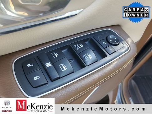 Used 2021 RAM 1500 Laramie AWD/4WD image 9