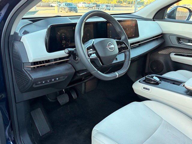 Used 2024 Nissan Ariya AWD image 12