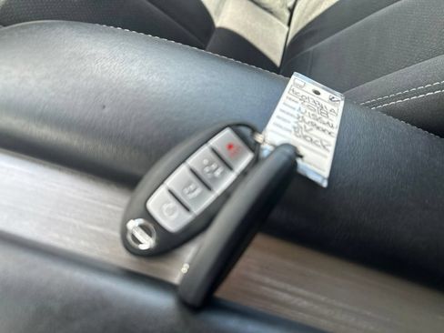 Used 2018 Nissan Murano SV w/ Cargo Package FWD image 19