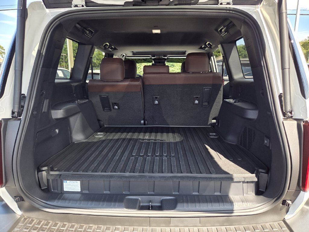 Used 2026 Toyota Land Cruiser w/ Premium Package AWD/4WD image 12