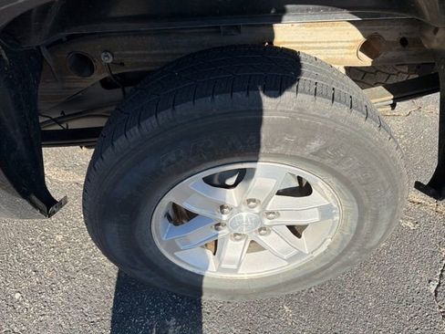 Used 2012 GMC Sierra 1500 SLE w/ Power Tech Package image 5