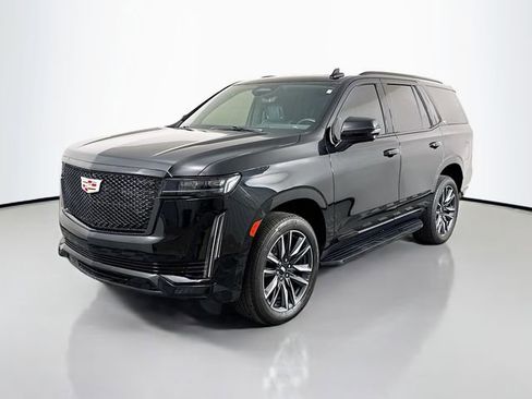 Used 2023 Cadillac Escalade Sport w/ LPO, Illumination Package AWD/4WD image 3
