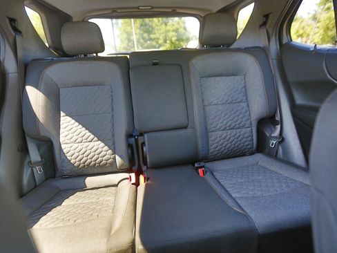 Used 2020 Chevrolet Equinox LT FWD image 13