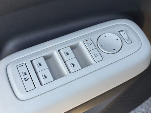 New 2026 Hyundai Santa Fe SE image 17