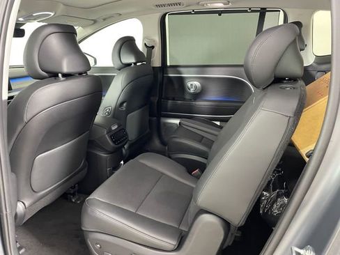 New 2026 Hyundai Ioniq 9 Limited AWD/4WD image 4