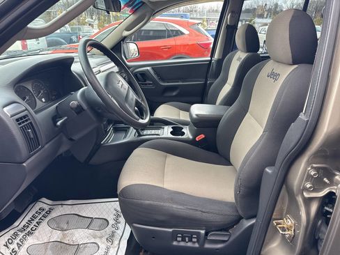 Used 2004 Jeep Grand Cherokee Laredo w/ Trailer Tow Prep Group image 13