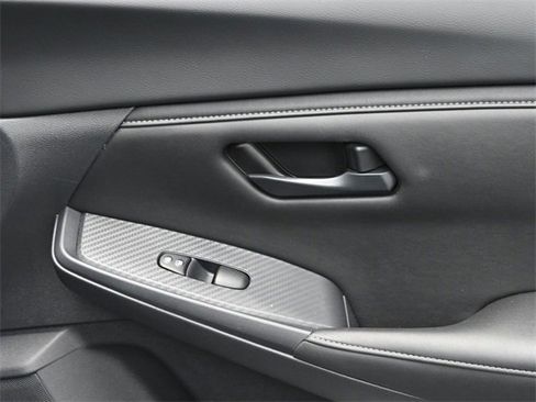 Used 2025 Nissan Sentra S image 35