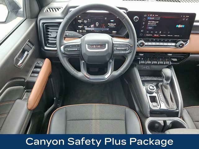 Used 2025 GMC Canyon AT4 AWD/4WD image 3