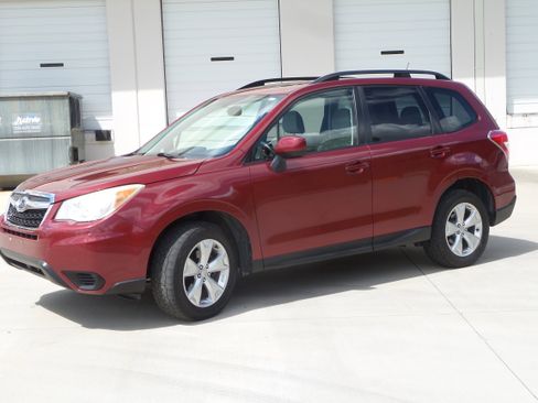 Used 2014 Subaru Forester 2.5i Premium w/ Popular Package #2 image 2