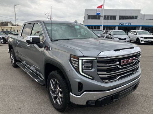 New 2026 GMC Sierra 1500 SLT w/ SLT Premium Package image 2