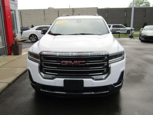 Used 2020 GMC Acadia AT4 w/ Driver Alert Package II AWD/4WD image 3
