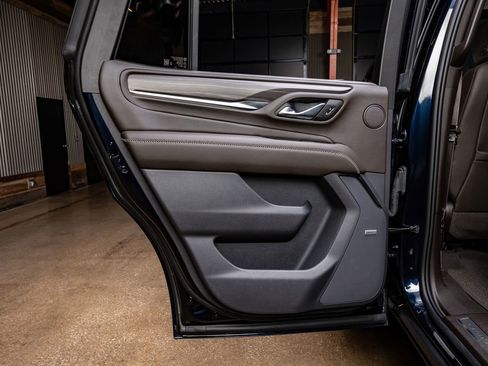 Used 2023 GMC Yukon Denali image 39