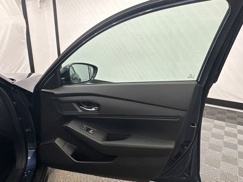 Used 2025 Honda Accord SE image 16