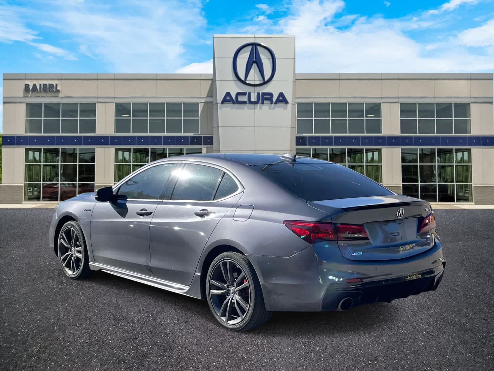 Used 2018 Acura TLX w/ Technology & A-SPEC Package FWD image 3