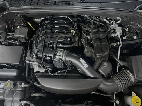 Used 2023 Dodge Durango GT AWD/4WD image 34