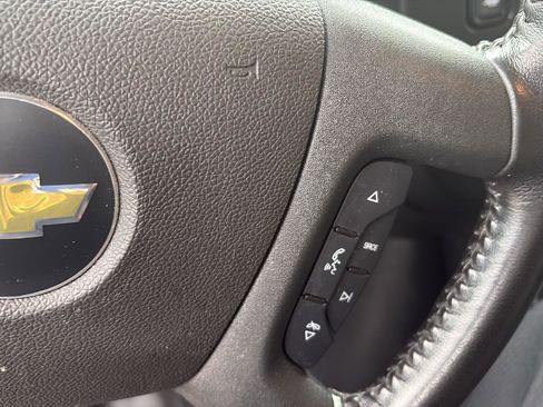 Used 2022 Chevrolet Express 2500 w/ Driver Convenience Package RWD image 19