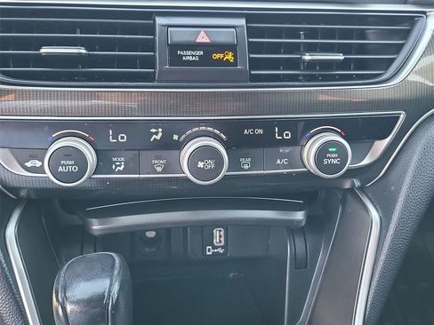 Used 2019 Honda Accord Sport image 33
