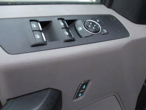 Used 2020 Ford F350 XL w/ Power Equipment Group image 12