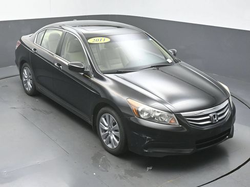 Used 2011 Honda Accord EX-L image 41