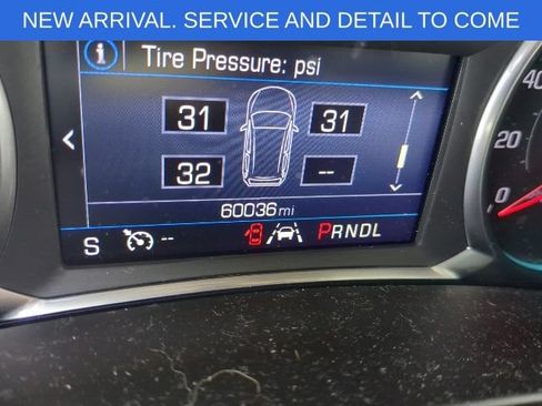 Used 2021 Chevrolet Equinox LT FWD image 2