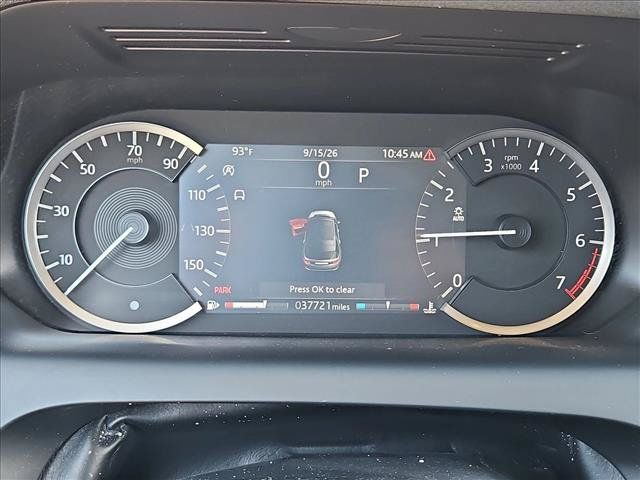 Used 2020 Land Rover Discovery Sport AWD/4WD image 11