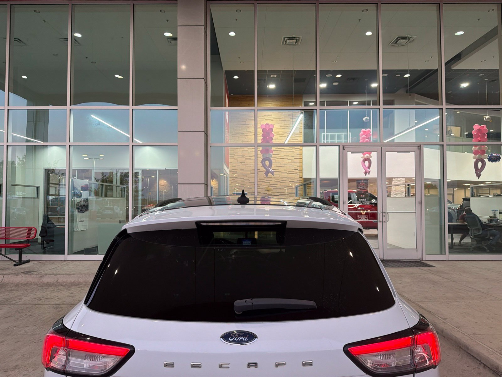 Used 2020 Ford Escape SEL FWD image 16