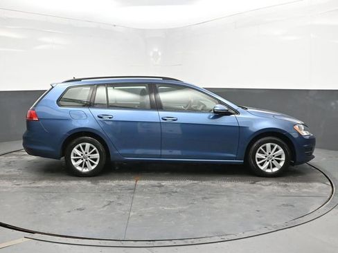 Used 2016 Volkswagen Golf S FWD image 8