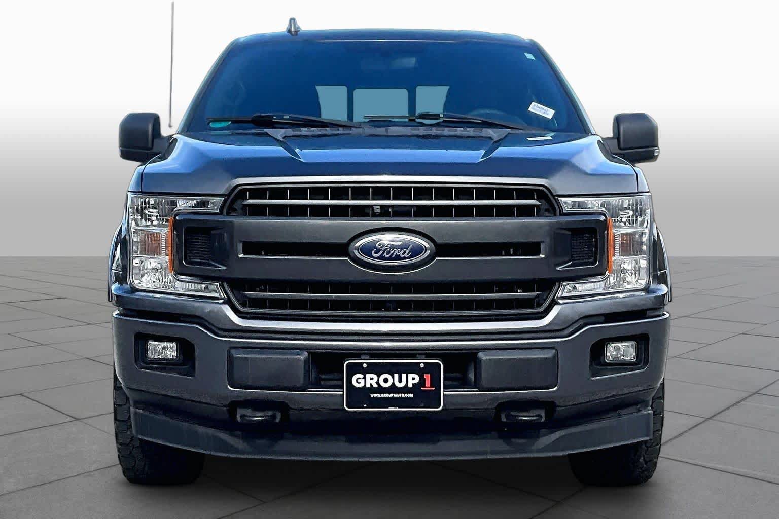 Used 2018 Ford F150 XLT w/ Equipment Group 302A Luxury AWD/4WD image 4