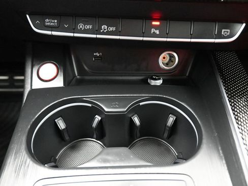 Used 2019 Audi S4 Premium Plus w/ Premium Plus Package image 22