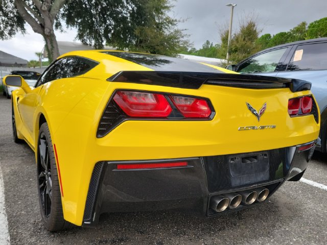 Used 2019 Chevrolet Corvette Stingray Coupe w/ 1LT RWD image 5