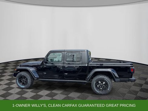 Used 2022 Jeep Gladiator Sport AWD/4WD image 2