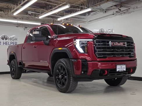 Used 2025 GMC Sierra 2500 AT4 w/ AT4 Premium Plus Package AWD/4WD image 5