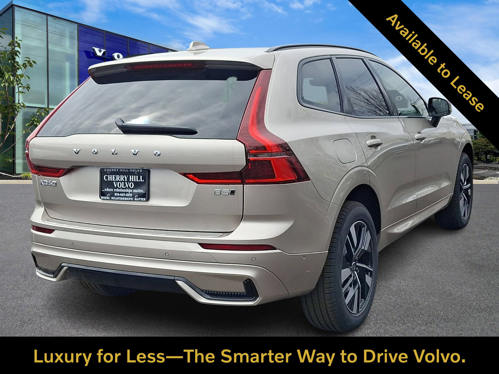 Used 2026 Volvo XC60 B5 Plus w/ Protection Package Premier AWD/4WD image 4