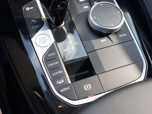 Certified 2024 BMW X3 xDrive30i w/ Premium Package image 21